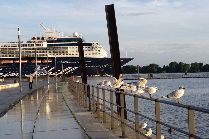 Driverguide Tour Hamburg - Customizable Tour Experience