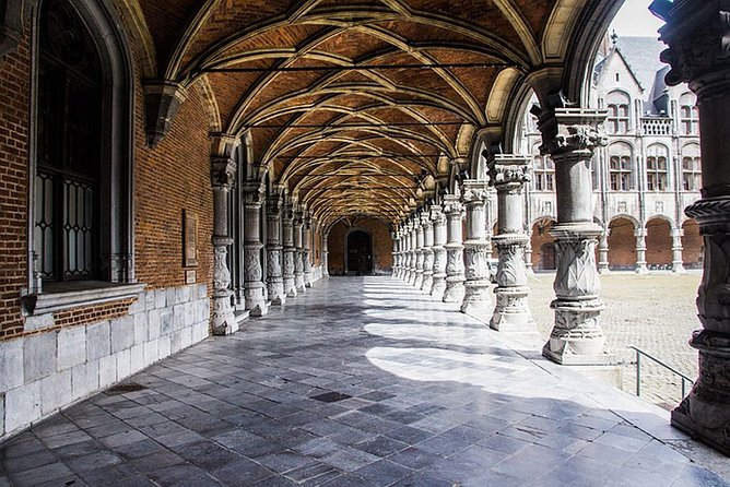 E-Scavenger Hunt Liège: Explore the City at Your Own Pace - Engaging With the Smartphone App