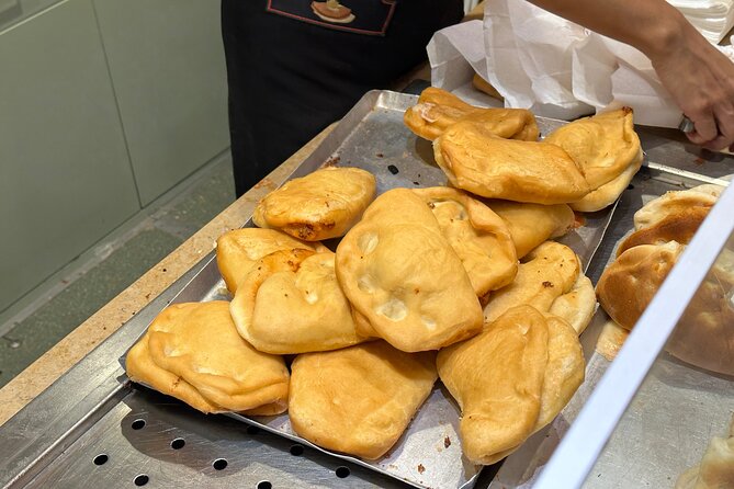 Eating Milan Street Food Tour With Guided Tasting and Sightseeing - Booking Details and Cancellation Policy