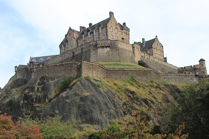 Edinburgh Self-Guided Audio Tour - Its History and Secrets - Historical Highlights of Edinburgh