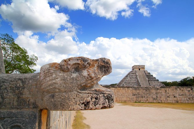 Ek Balam, Chichen Itza, Cenote & Buffet Lunch Tour - Group Size and Accessibility