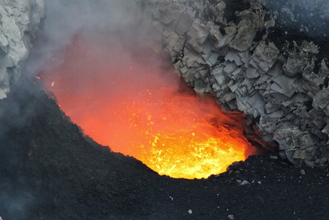 Etna and Taormina Tour From Syracuse With Private Driver - Getting to Mount Etna and Taormina