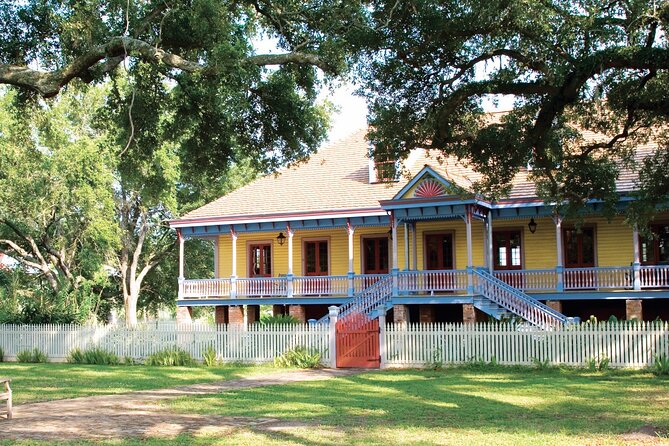 Experience Full-Day Laura Plantation & Pontoon Swamp Tour W/Transportation - Things To Known