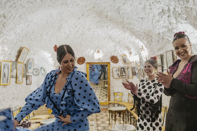 Flamenco Show in Cueva Los Amayas - Helpful Tips for Attendees