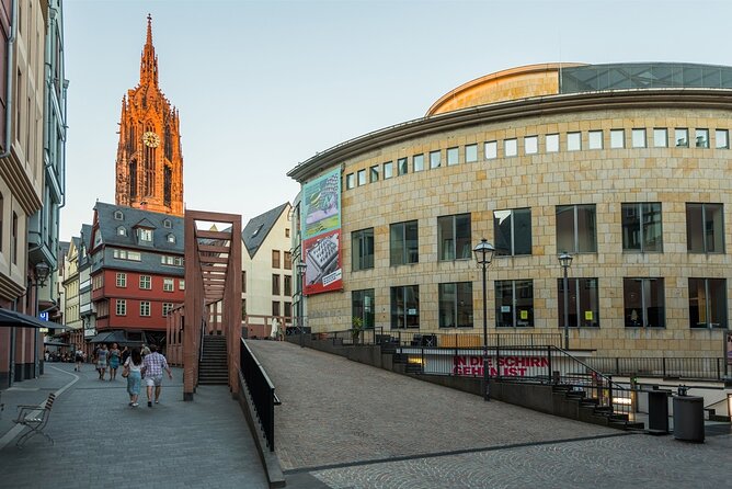 Frankfurt: Guided Tour of the Old Town (GERMAN) - Preparing for the Experience