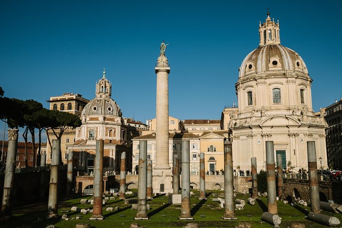 From Civitavecchia: Roman Forum and Colosseum Full-Day Tour - Exploring the Colosseum