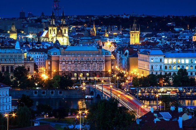 From Salzburg to Prague, Private Transfer With 2h of Sightseeing - Ask Away