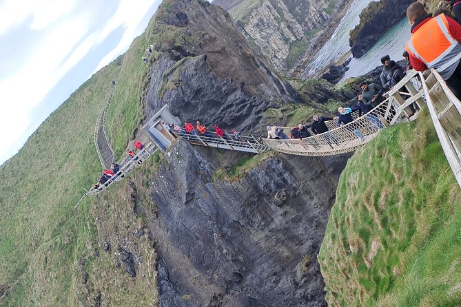 Full-Day Private Giants Causeway G.O.T Tour - Getting There