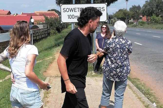 Full-Day Soweto Apartheid Museum and Lunch - Guide Expertise and Insights
