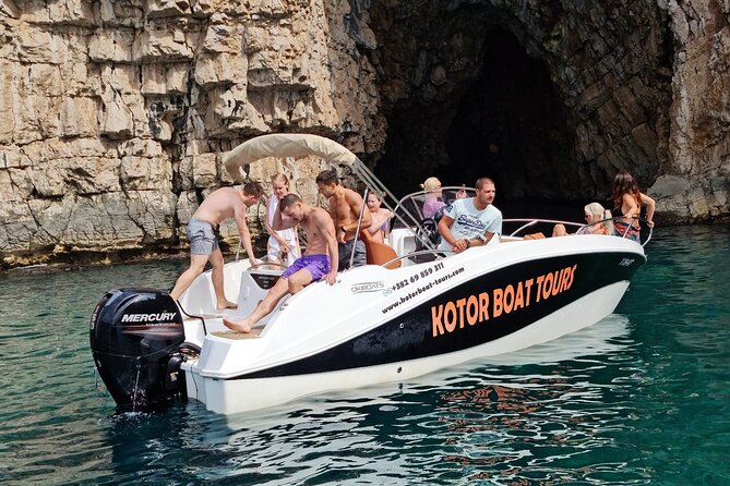 Group Perast & Lady of the Rock Tour- 1h30min Duration - Group Travel Experience