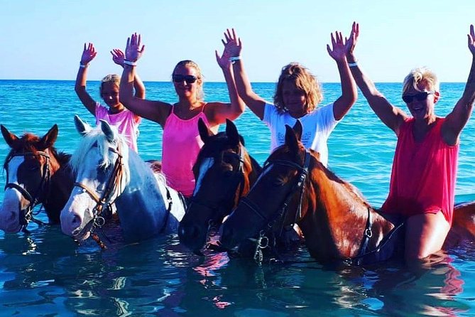 Horse Riding Tour Two Hours Sun & Sea With Transfer - Hurghada - Exploring the Diverse Landscapes
