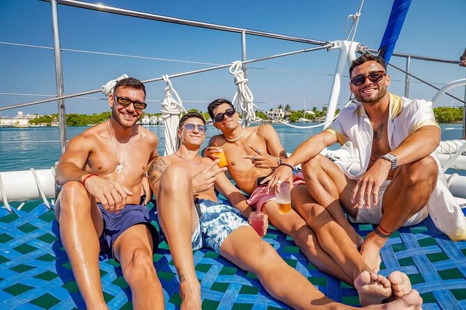 Isla Mujeres Cruise With Beach Club, Snorkel, Lunch and Open Bar - Relaxation at Private Beach Club