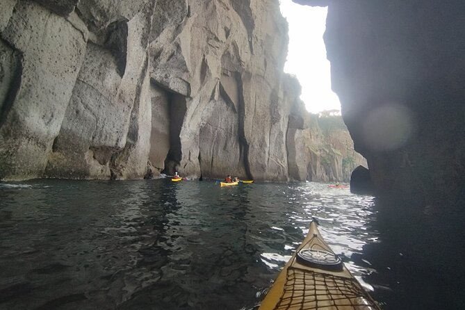 Kayak Tour Sorrento: Baths of Queen Johanna Full Day - Exploring the Baths of Queen Johanna