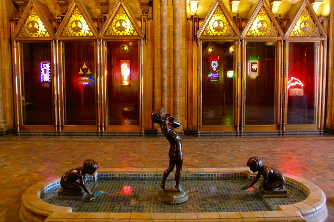 LA in a Day Tour: Hollywood, DTLA & Santa Monica - Private Tour Option