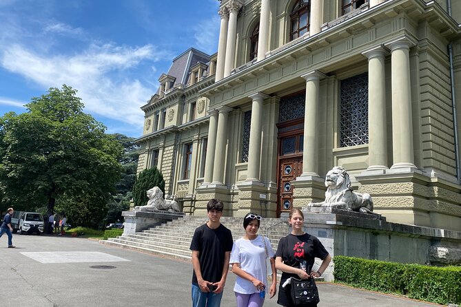 Lausanne (City Center) Scavenger Hunt and Sights Self-Guided Tour - Customer Reviews