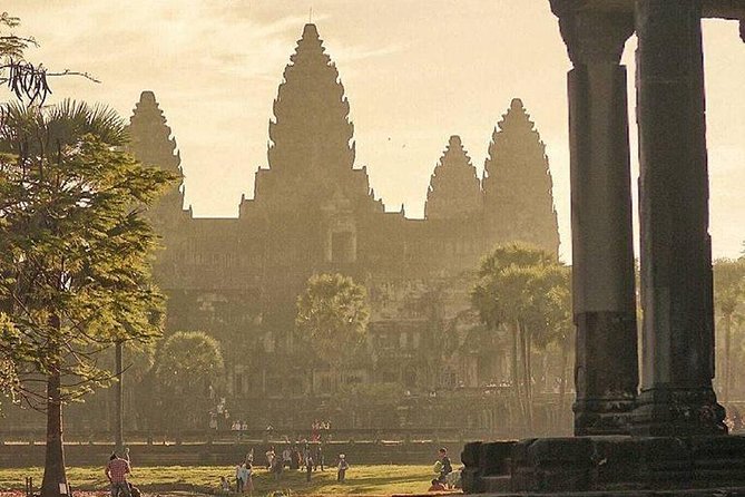 Local French Speaking Guide Angkor Wat Full Day - Reviews and Experiences