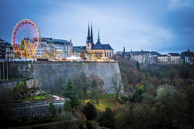 Luxembourg Airport Transfers : Luxembourg to Airport LUX in Luxury Van - Customer Reviews