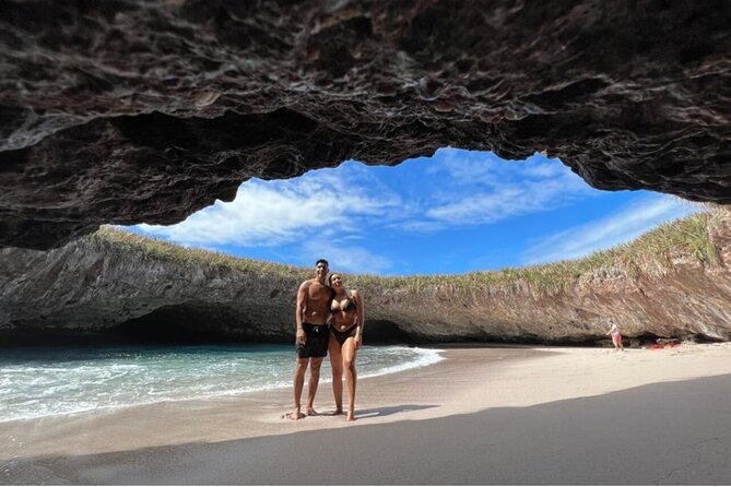 Marietas Islands Tour: Enter the Hidden Beach 100% GUARANTEED - Wildlife and Geology