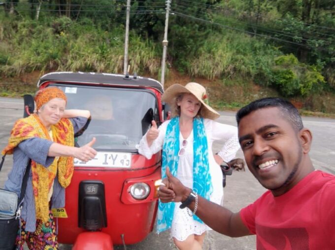 Morning or Evening Colombo Sightseeing Tour by Tuk Tuk - Customer Reviews