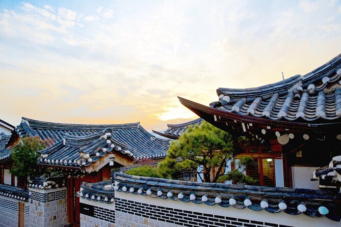 N Seoul Tower, Bukchon and Korean Folk Village Full Day Tour - Tips for a Great Experience