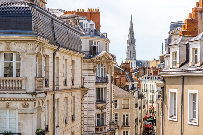 Nantes Scavenger Hunt and Best Landmarks Self-Guided Tour - Exploring Nantes Landmarks