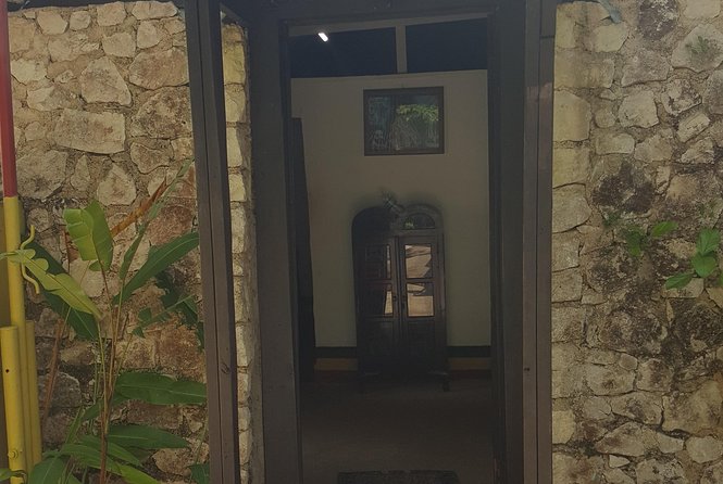 Nine Mile Tour From Ocho Rios - Tour of Bob Marleys Home