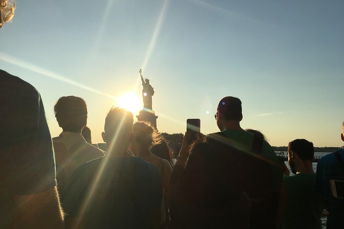 NYC: Statue of Liberty & Skyline 90 Min Sunset Cruise & Cash Bar - Things To Known