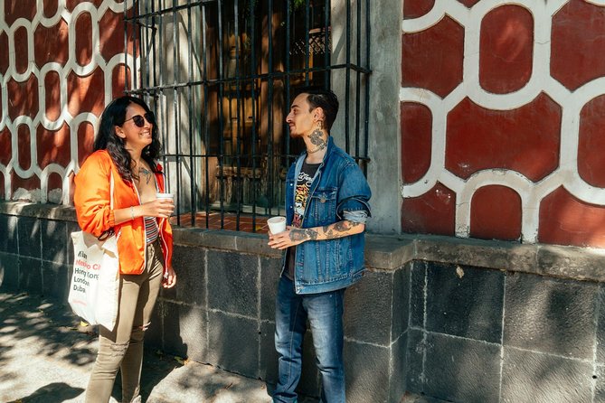 Off the Beaten Track in Mexico City: Private City Tour - Tasting Local Cuisine
