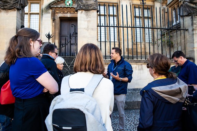 Oxford University Walking Tour in Spanish - Ask Away