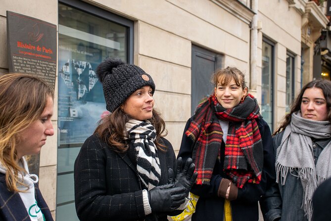 Paris Christmas Lights Small Group Walking Tour With Local Guide - Booking Information