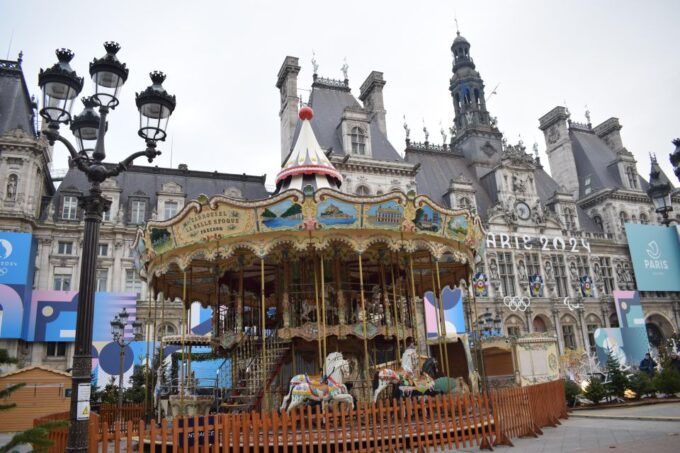 Paris : Highlights of Parisians Paris Guided Tour - Accessibility and Customer Feedback