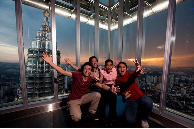 Petronas Twin Tower Skybridge View & Dining Experience Tour With Local Host - Activities at Petrosains