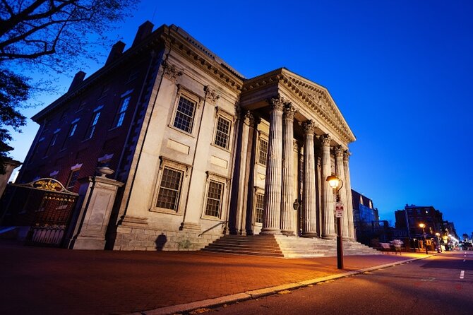 Philadelphia Small Group Night Tour W/Liberty Bell + Cheesesteak - Liberty Bell and Cheesesteak