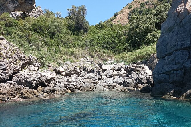 Pink Tour Scilla Cave Excursions Plus Stop With Bathroom - Pink Boat Description