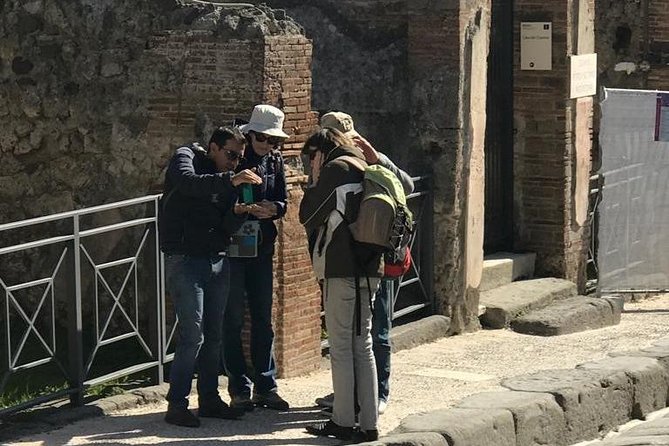 Pompeii With an Archaeologist, the Original!!! - Unique Insights