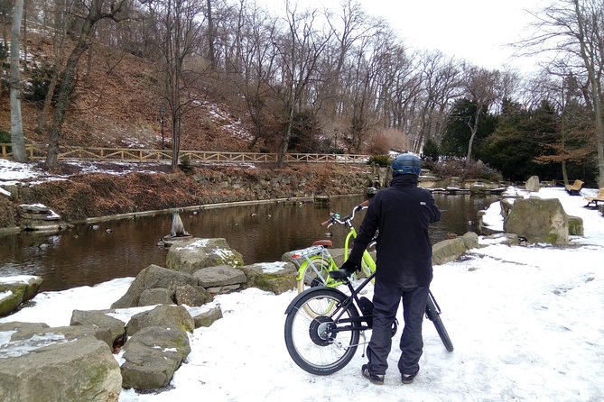 Prague Nature Highlights PRIVATE E-Bike Tour - Tour Booking and Cancellation