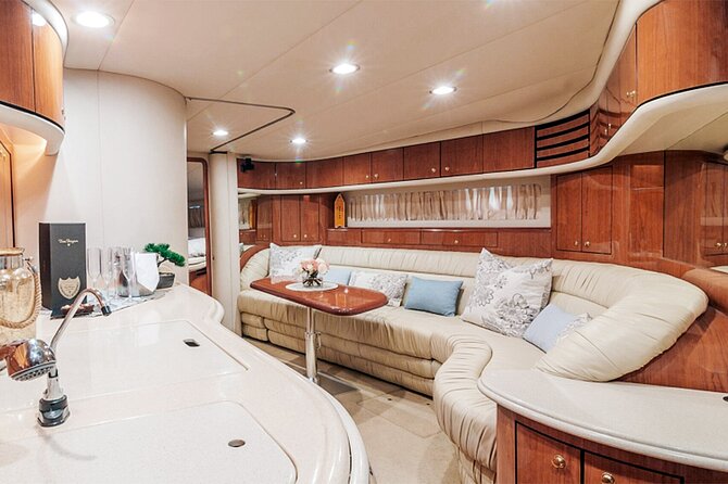 Premium Miami Yacht Tour Experience: Captain, Champagne & Party! - Frequently Asked Questions