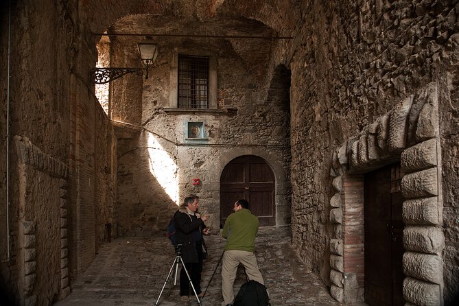 Private 2-Hour Photography Tour in Orvieto With a Pro - The Sum Up