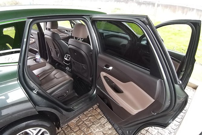 Private Chauffeur Service and Executive Car Hire - 8 Hours Custom - Booking and Reservations