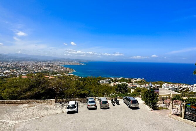 Private Family Tour to Akrotiri Attractions - Customized Tour Experience