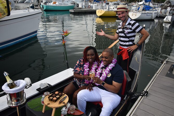 Private Gondola Cruise in Waikiki With Drinks and Pastry - Booking Your Private Cruise