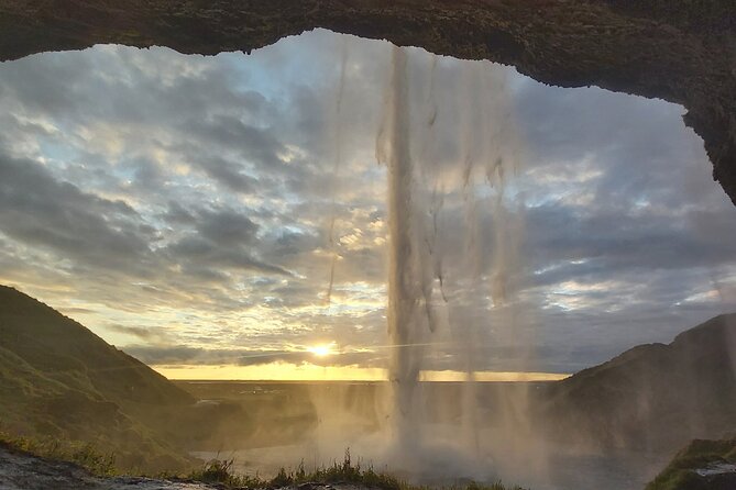 Private Iceland South Cost Tour and Glacier Hike - Tips for a Successful Tour