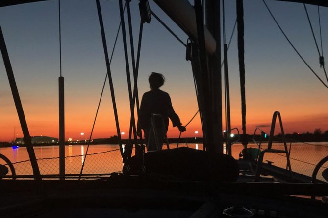 Private New Orleans 2-Hour Sail Aboard a Luxury Yacht - Private and Exclusive Experience