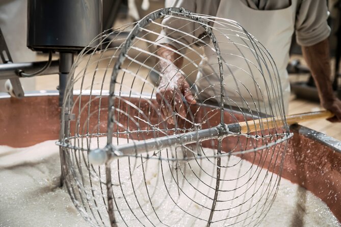 Private Parmigiano Balsamic Parma Ham and Wine Tasting Tour - Getting There and Meeting Point