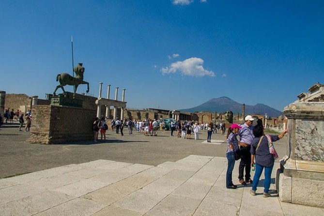Private Pompeii & Amalfi Coast Shore Excursion From Naples Port - Frequently Asked Questions