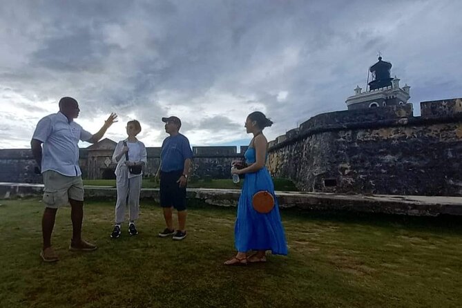 Private Sunset Walking Tour in San Juan - Food and Beverage Options