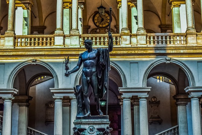 Private Tour of the Best of Milan - Sightseeing, Food & Culture With a Local - Experiencing the Vibrant Culture