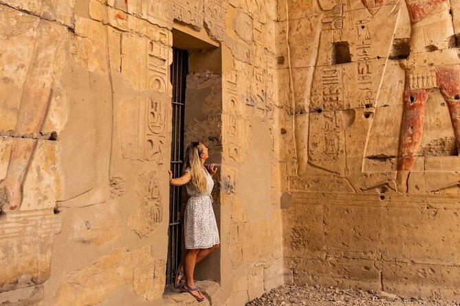 Private Tour To Luxor From Aswan Visiting Best Of Luxor City - Admiring Luxor Temple and Colossi of Memnon