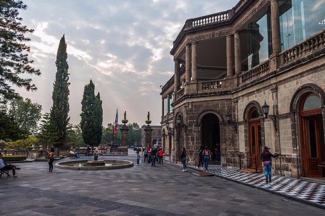 Private Walking Tour Anthropology Museum & Chapultepec Castle - Overall Tour Sentiment