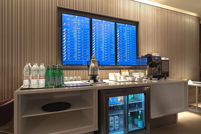Qatar: Doha Hamad International Airport (DOH) Al Maha Lounge - Frequently Asked Questions